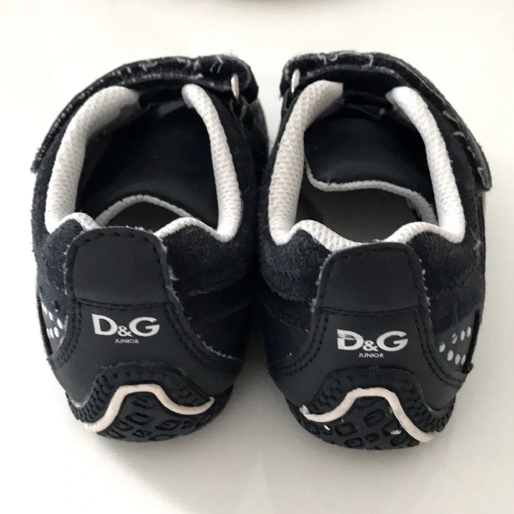 D&G Junior Navy Sneakers Size‎ 25